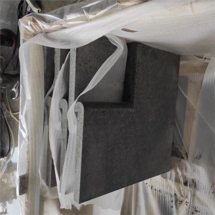 black granite photo (2)